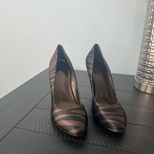 Animal print heels! Size 8.5